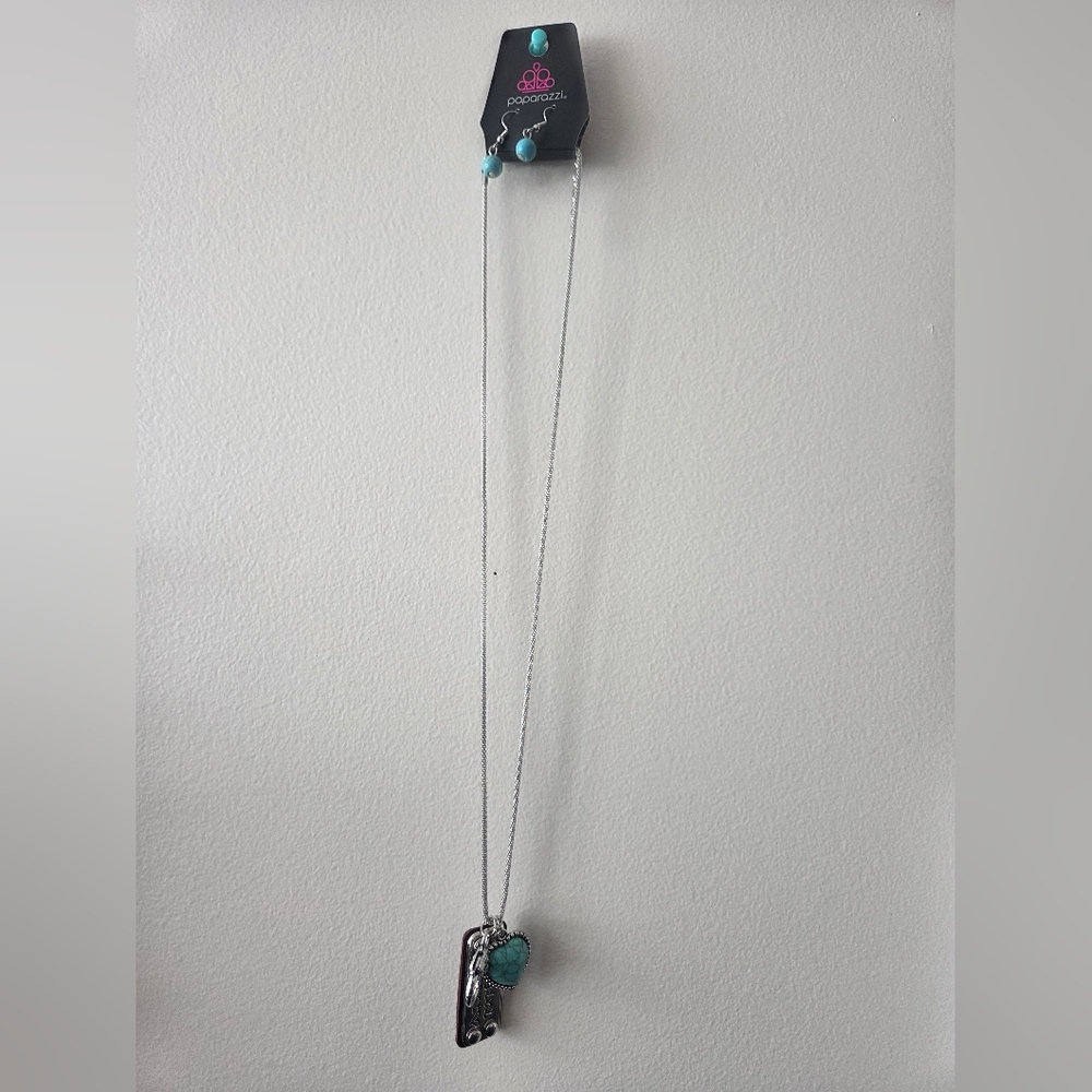 🌹#145 Paparazzi Silver Necklace with Turquoise Accents